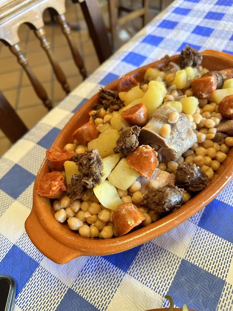 Mesón El Portón._San Martín de Montalbán_slider_image_3