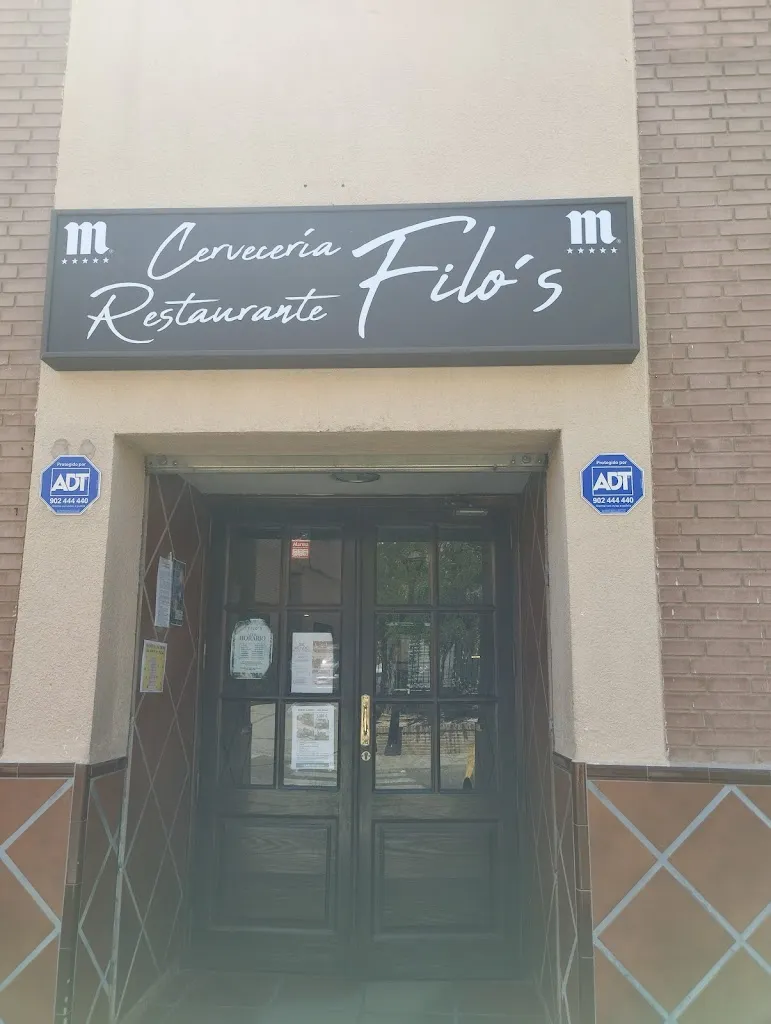 Cervecería Restaurante Filo's restaurant in San Martín de Pusa