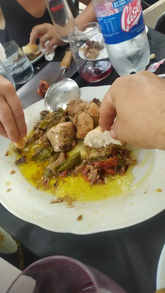 Menu_The Pool Bar_San Román de los Montes_image_6