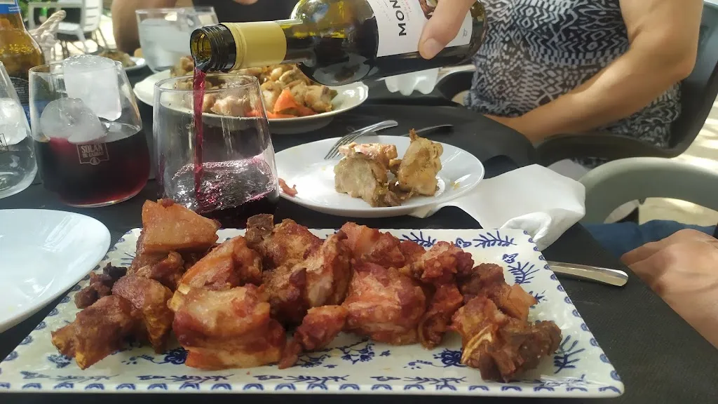 Menu_The Pool Bar_San Román de los Montes_image_7