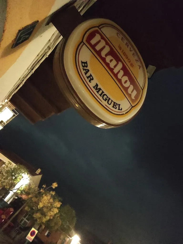 Bar de Miguel_Robledo del Mazo_slider_image_1