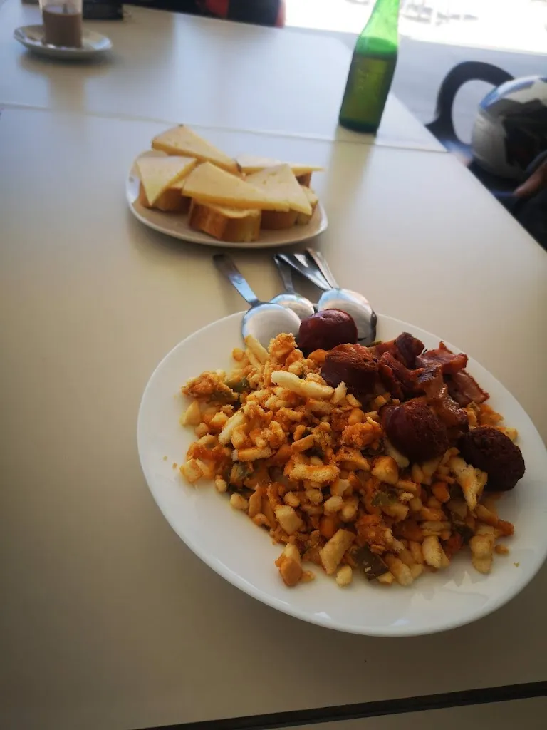 Menu_Bar El Cazador_Robledo del Mazo_image_3