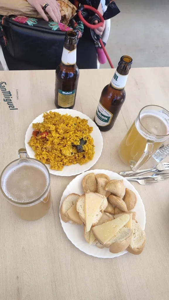 Menu_Bar El Cazador_Robledo del Mazo_image_9