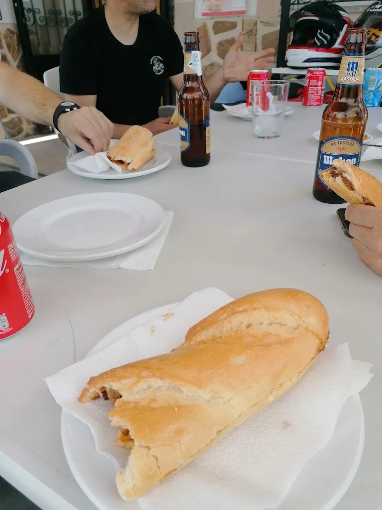 Menu_BAR RESTAURANTE ALOJAMIENTO CUATRO CAMINOS_San Pablo de los Montes_image_6