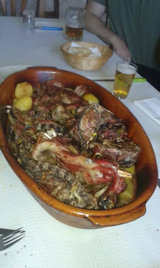 Menu_BAR RESTAURANTE ALOJAMIENTO CUATRO CAMINOS_San Pablo de los Montes_image_8