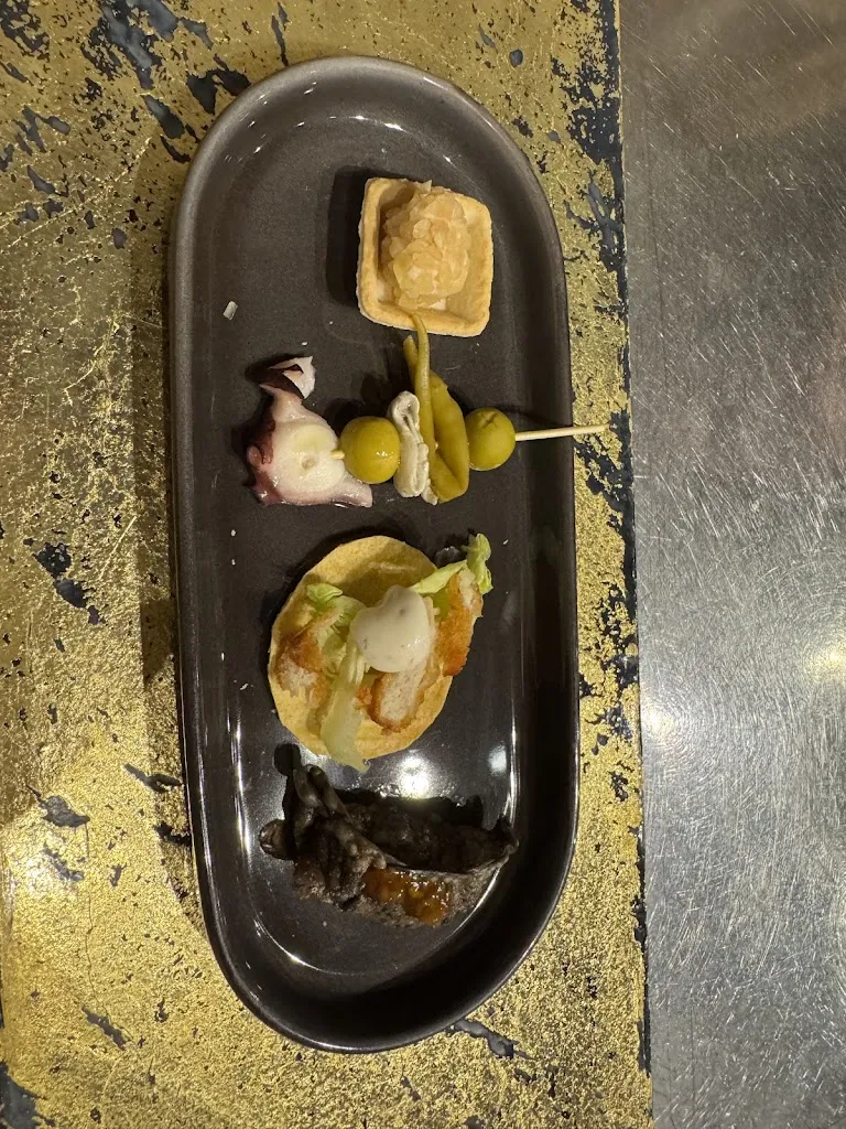 James Woodeson_Entre Dos Fuegos Restaurante_Retamoso de la Jara_review