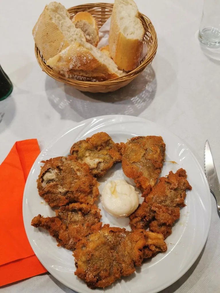 Javier_Bar restaurante Musa 2000_Santa Cruz de la Zarza_review