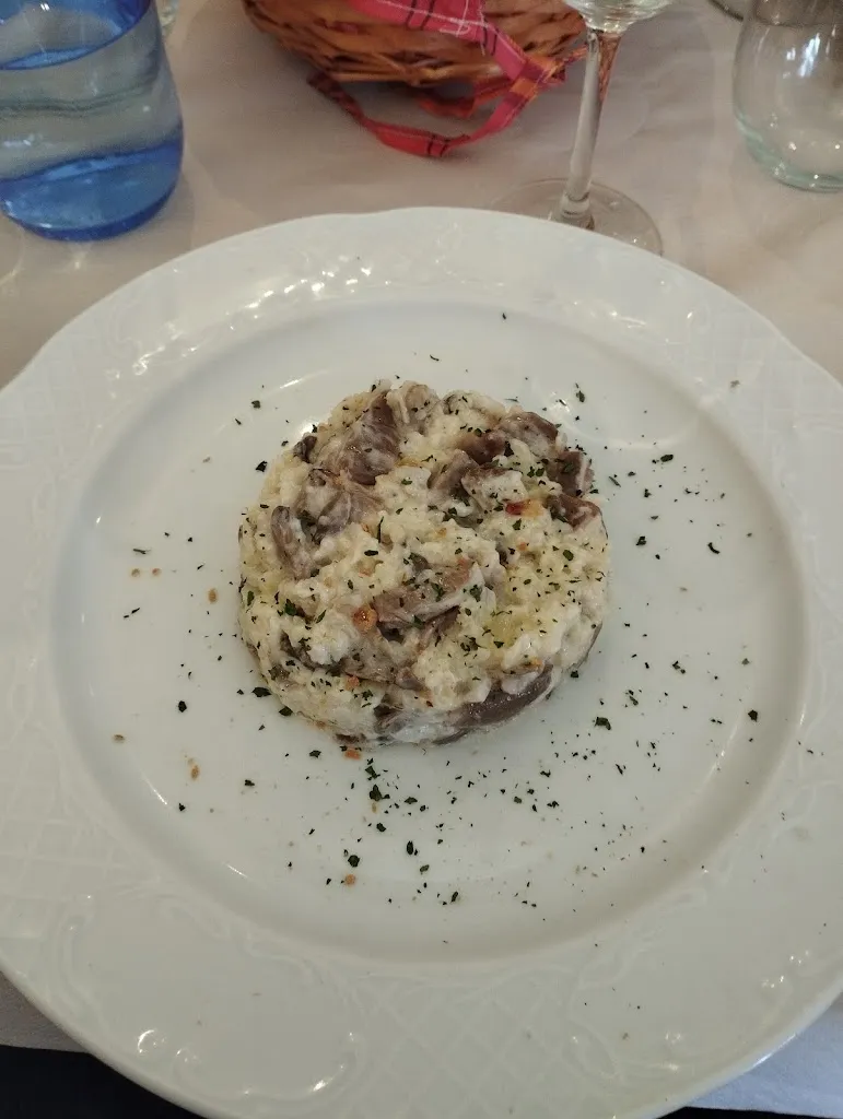 Bri An_Hostal Restaurante la Taurina_Santa Olalla_review