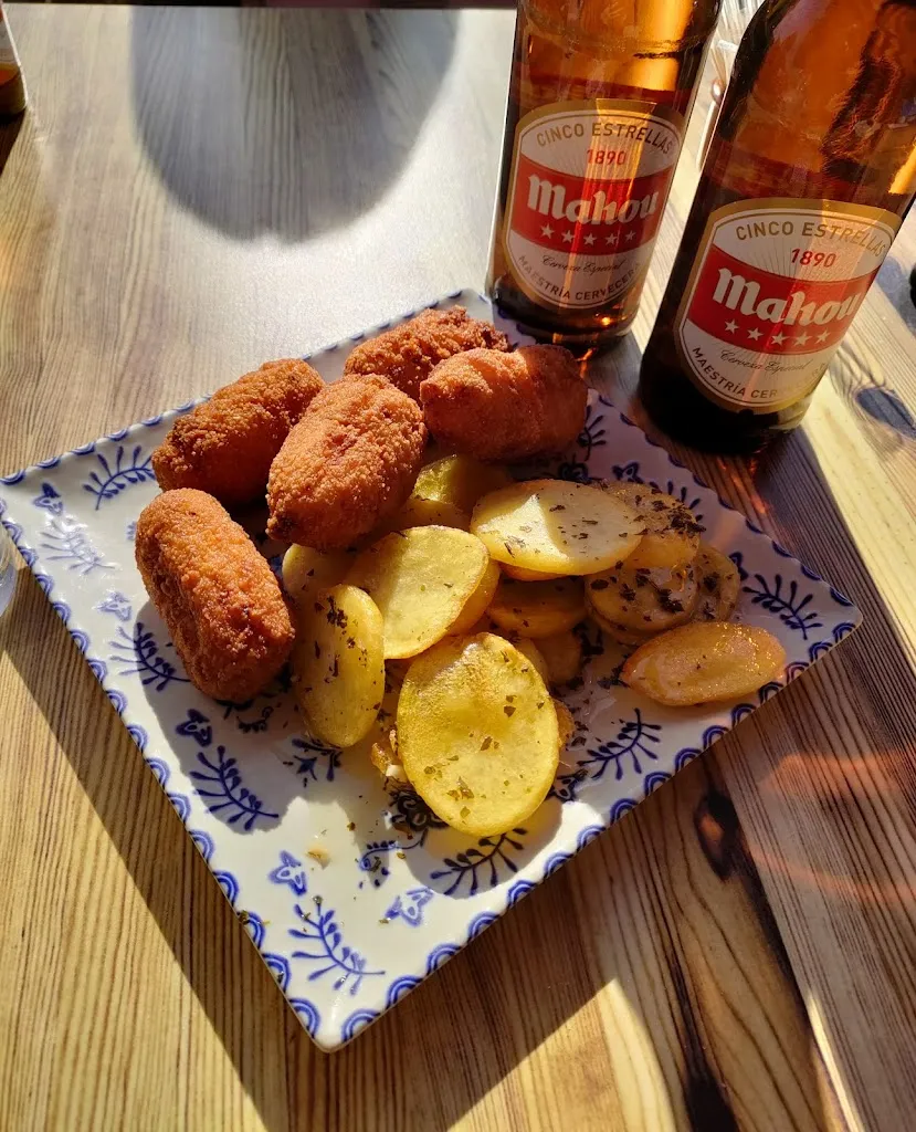 Félix Arribas_Bar Pispajo_Santa Olalla_review