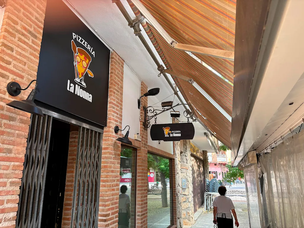 Pizzería La Nonna_Quintanar de la Orden_slider_image_3