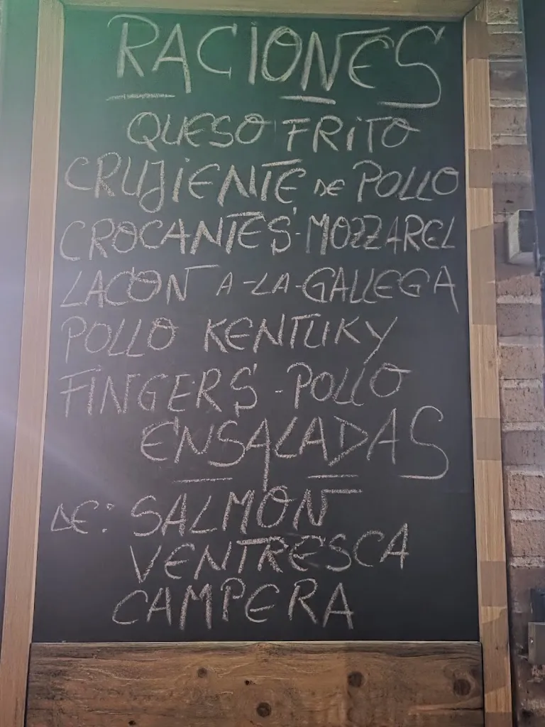 Menu_Small Winery Bar and Grill_Quintanar de la Orden_image_1