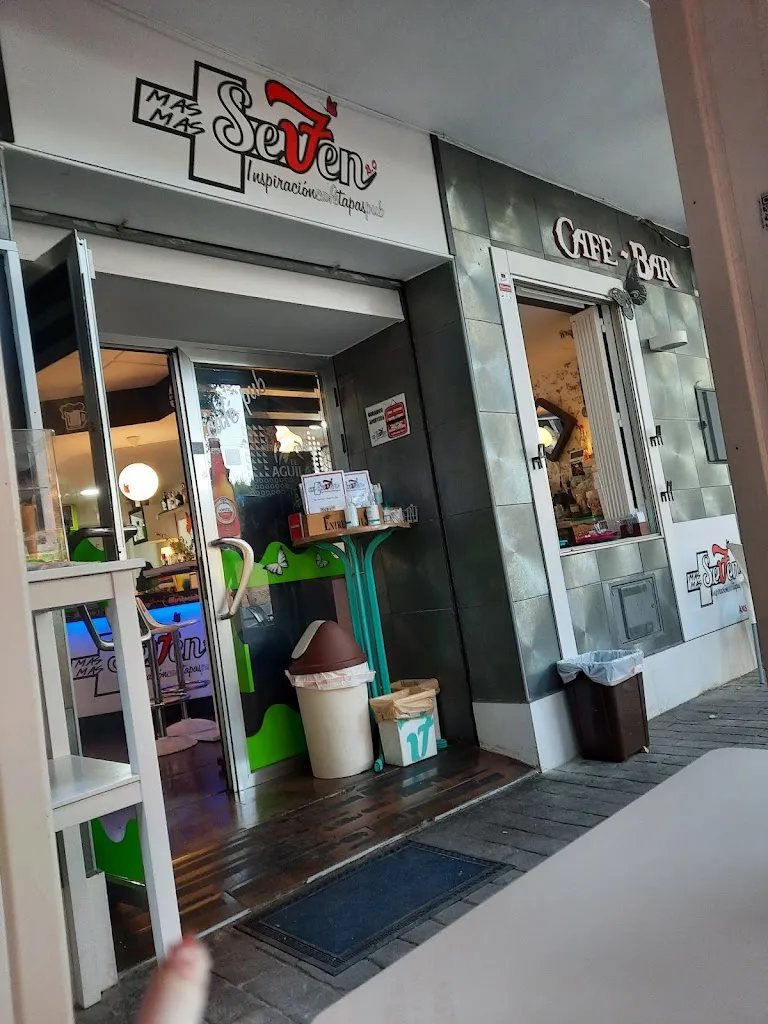 Pub Más Seven restaurant in Quintanar de la Orden