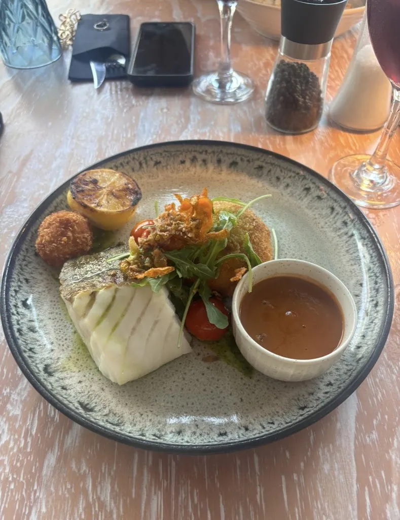 Halle O’Loughnan_Torre bahia Lounge_Mojacar_recensione