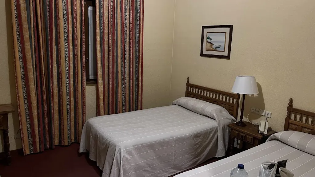 Hotel Restaurante Castellano_Quintanar de la Orden_slider_image_2