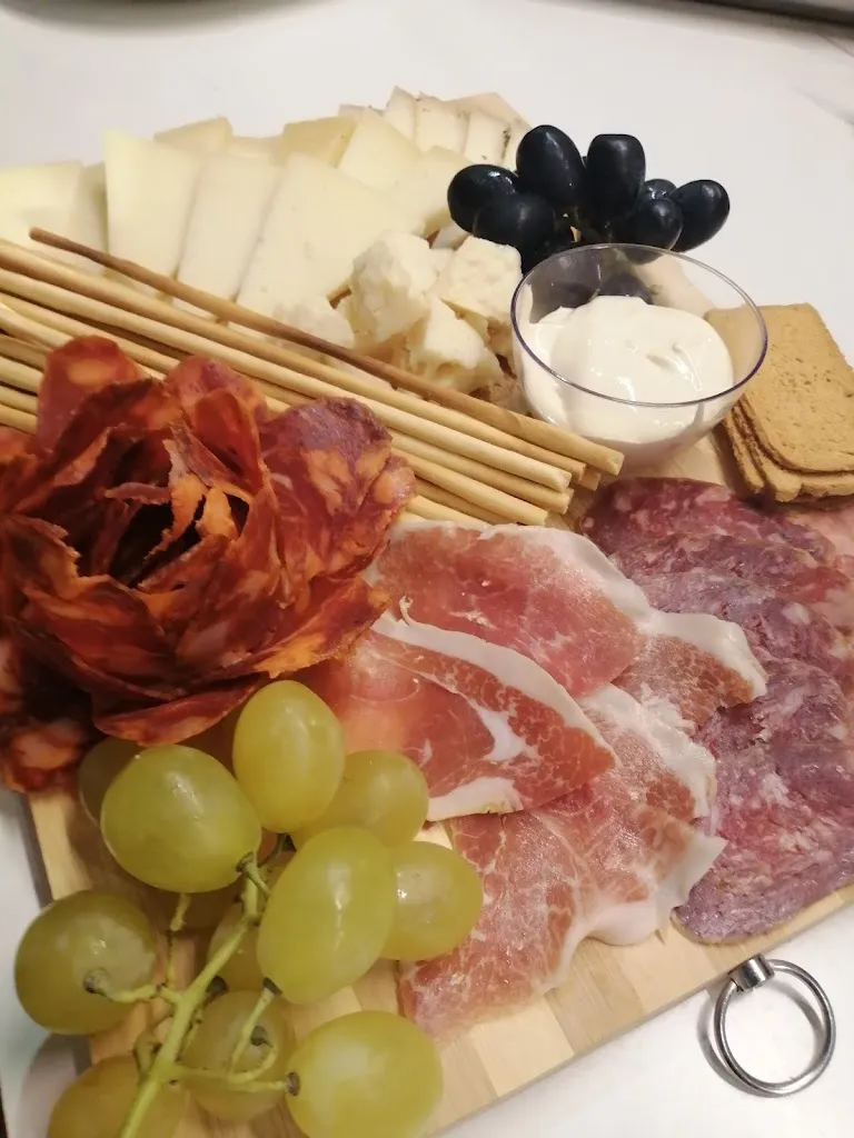 Menu_Bar Mary B. Good_Quintanar de la Orden_image_7