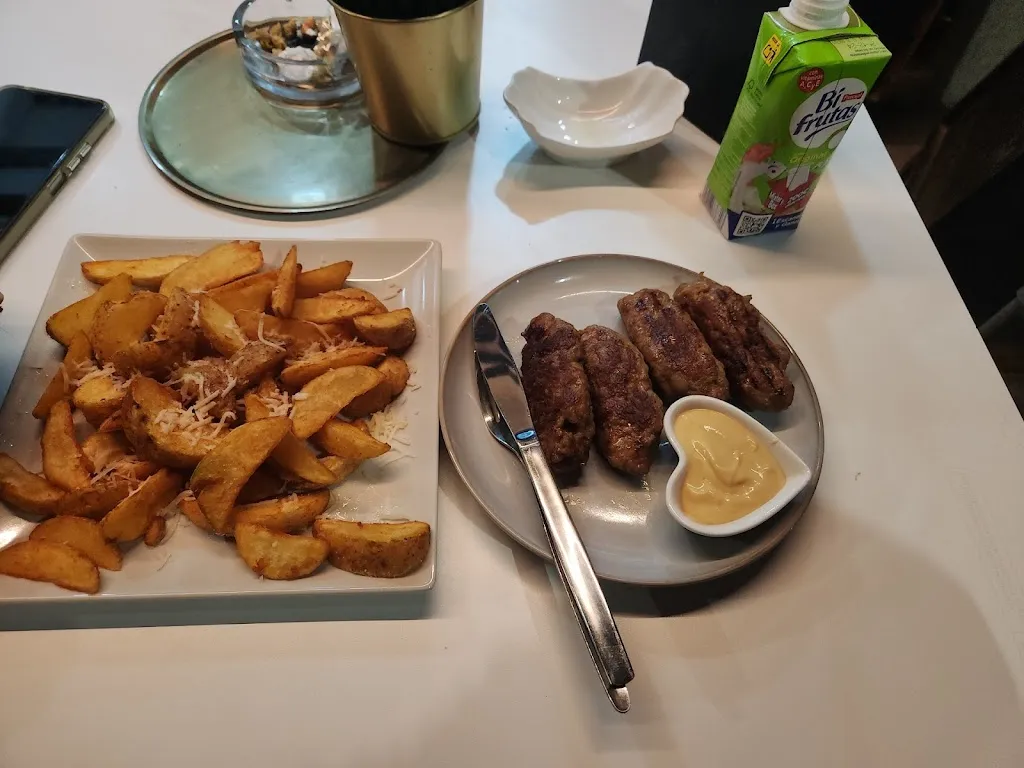 La pequeña taberna EL PASAJE_Quintanar de la Orden_slider_image_3