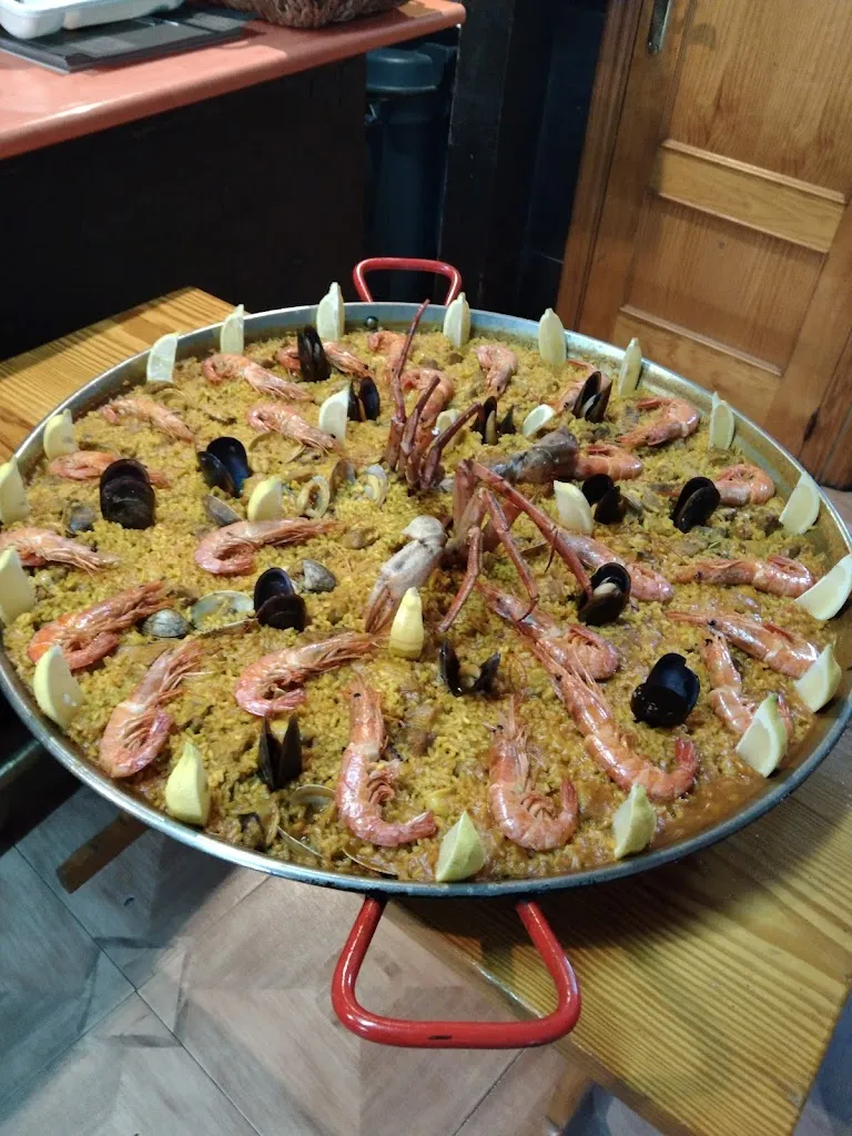 Menu_Bar Garymba_Torre de Esteban Hambrán La_image_4