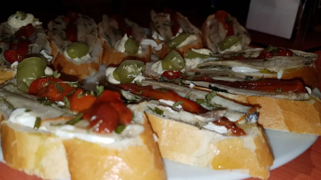 Menu_Bar Garymba_Torre de Esteban Hambrán La_image_9