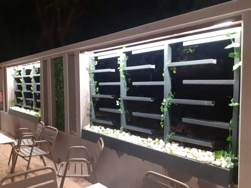 Bar Garymba restaurant in Torre de Esteban Hambrán La