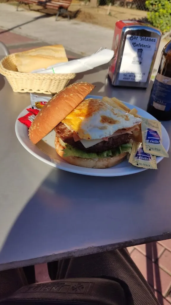 Jesus Perez Romojaro_Bar Totanes_Totanés_review