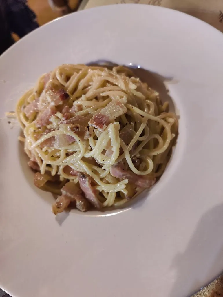 Elli Zavou_Bella Ciao Ristorante Pizzeria_Tembleque_review