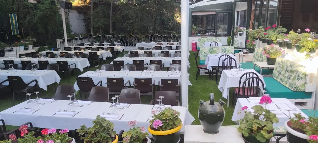 Gastrobar Restaurante la Terraza_Urda_slider_image_1