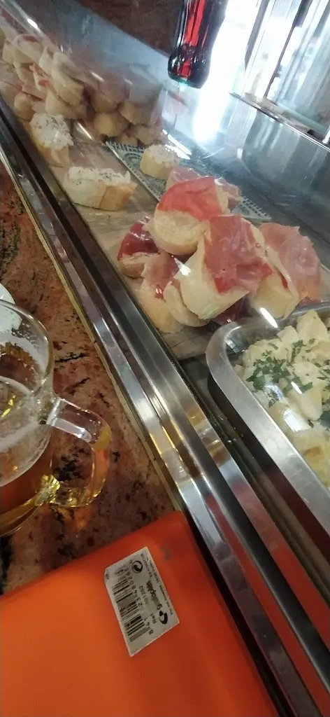 Pablo A. Pérez_Asador Seseña_Seseña_review