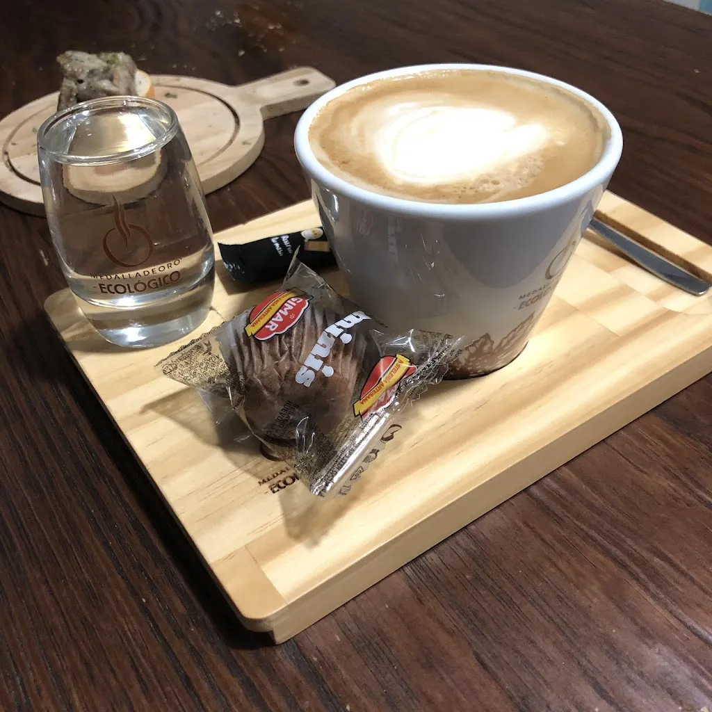 H Infectos_La tukah bar_Seseña_recensione