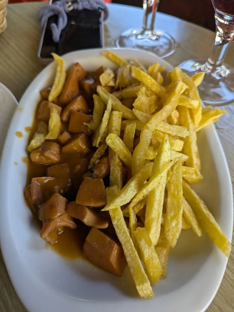 Shay Begun_Mesón Muiño Kilowatio_Cedeira_review