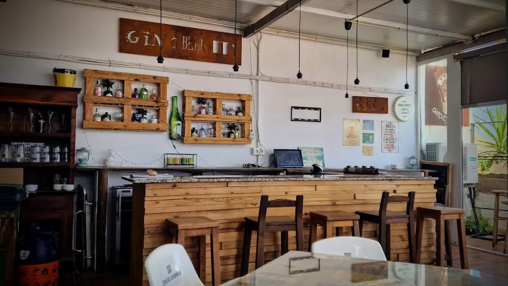 Bar Luz - Chicken Shack restaurant in Mojacar