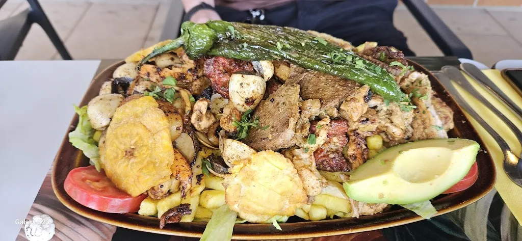 cristina Angel_Mestizo Restaurante_Seseña_review