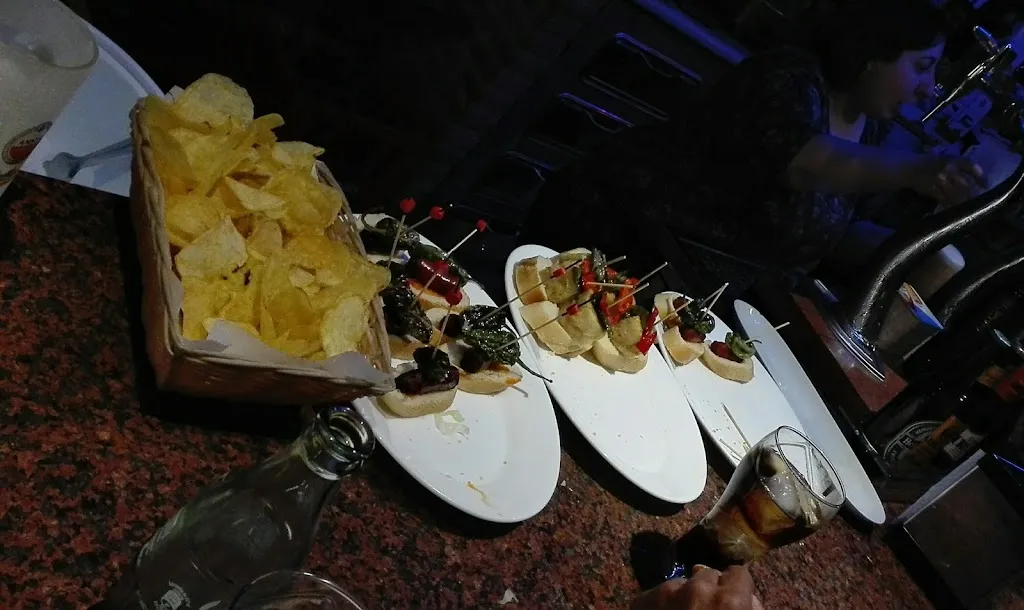 BAR MISSISSIPPI_Sonseca_slider_image_3