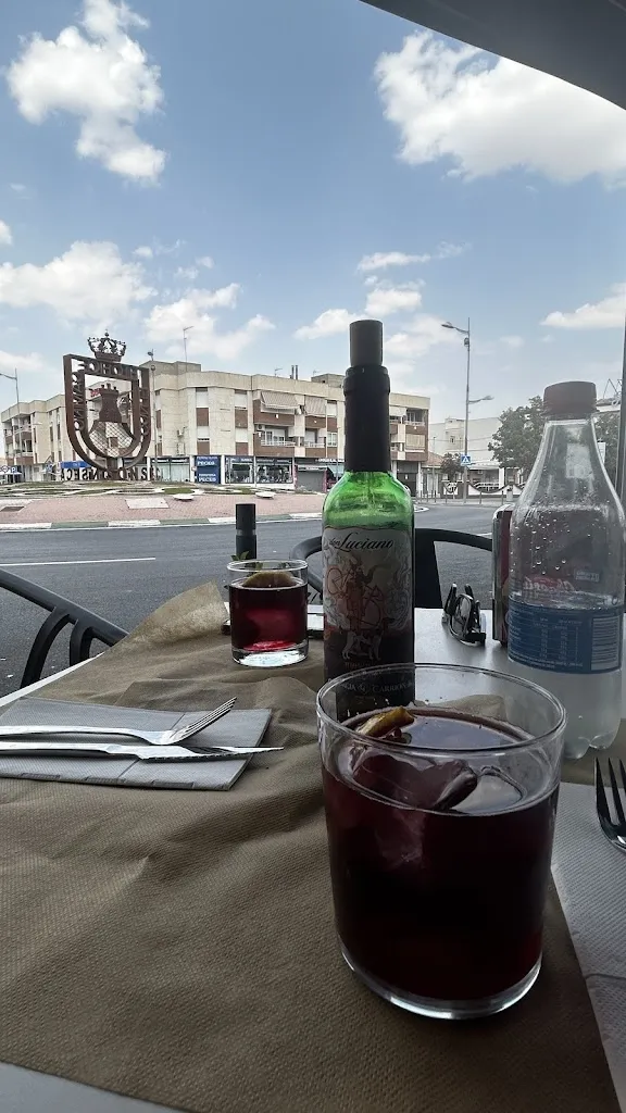 Esme Diaz_Cafetería Cervecería Bocatería De Tapeo_Sonseca_review