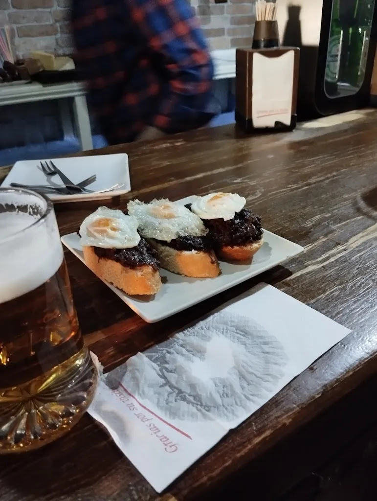 Bar Pichi_Sonseca_slider_image_2