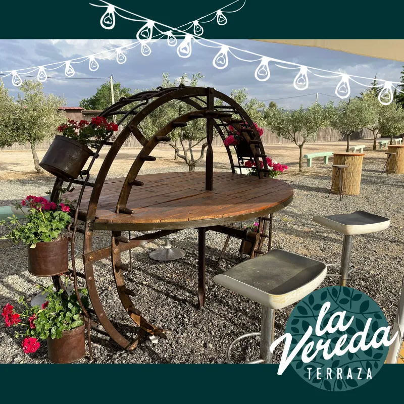 Terraza LA VEREDA restaurant in Sonseca