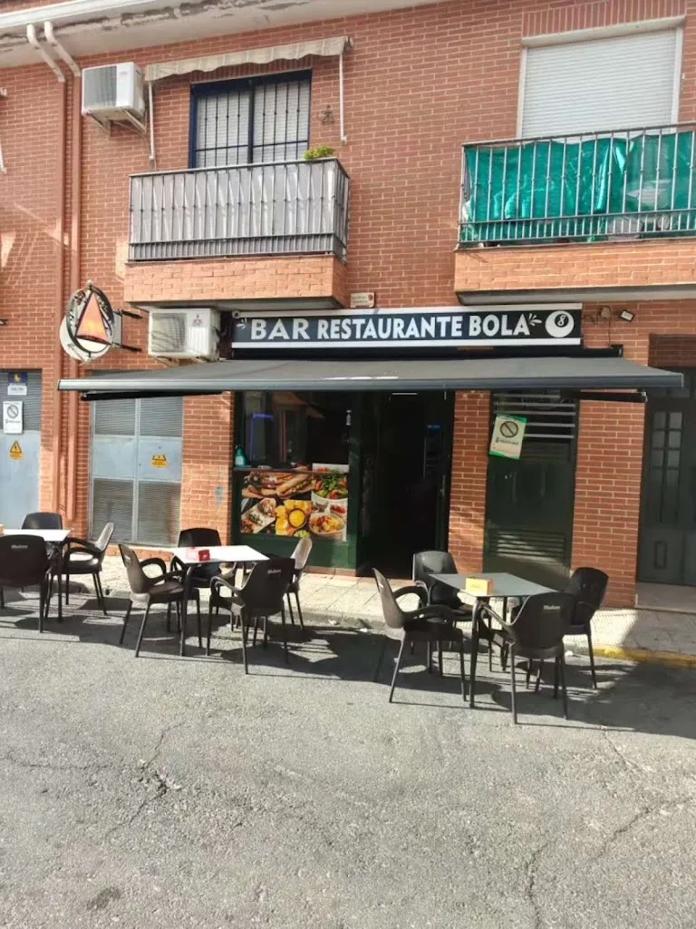 Restaurante Bola 8_Ugena_slider_image_1