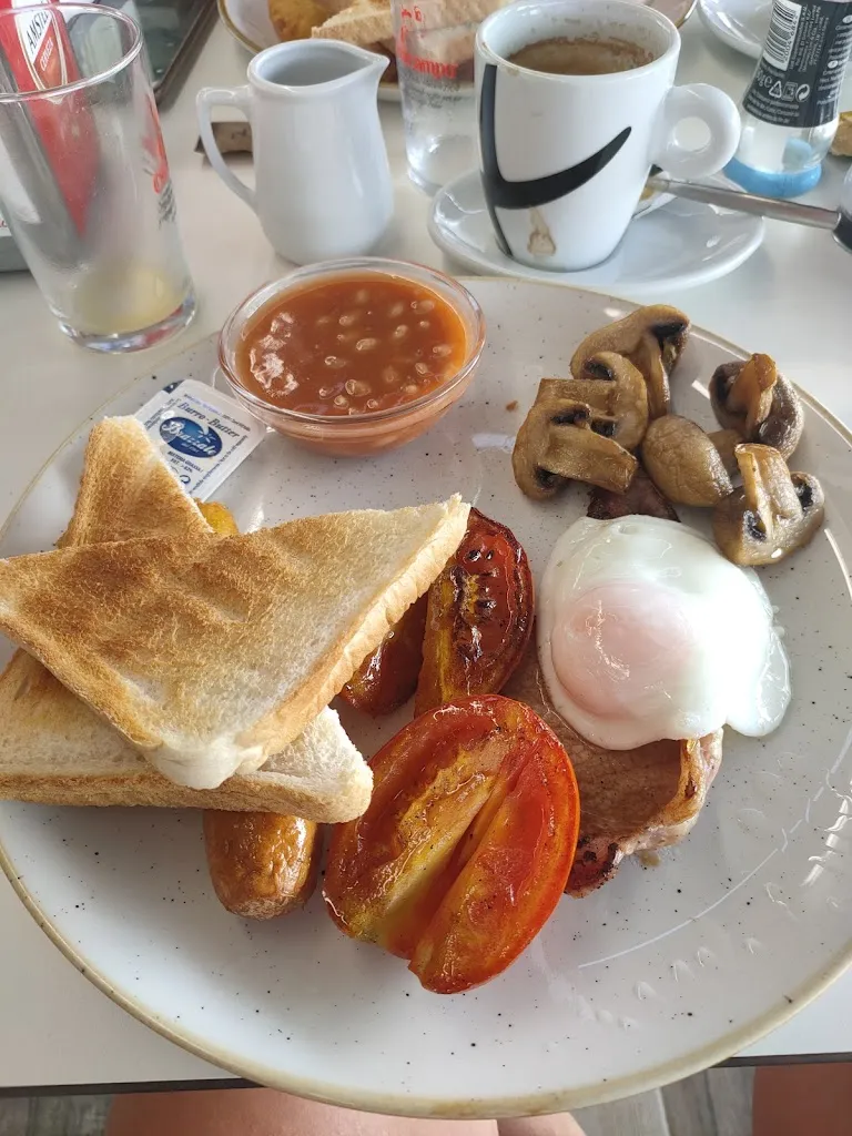 Menu_Scotty’s El Tropico_Mojacar_image_2