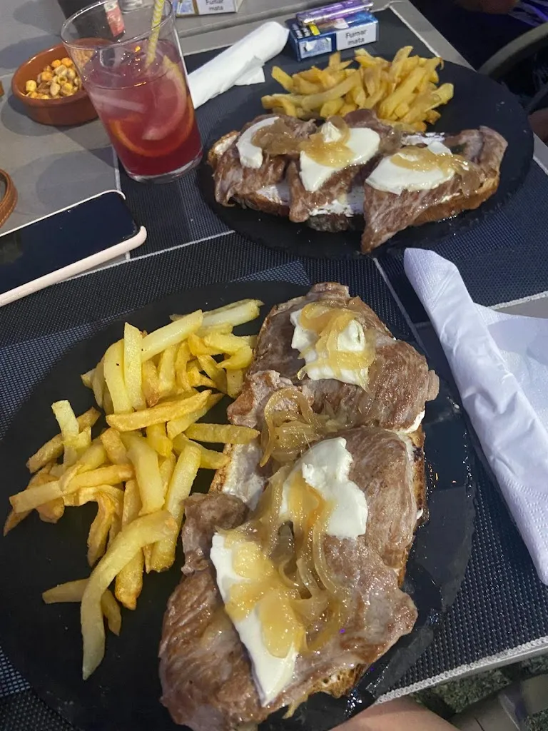 Anca Simandi_Bar Terraza Bambú_Ventas de Retamosa Las_review