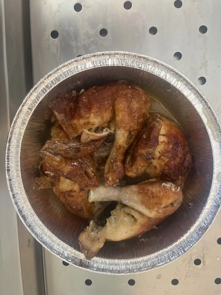 Christian Garcia_Asador. Como pollo sin cabeza_Ventas de Retamosa Las_review