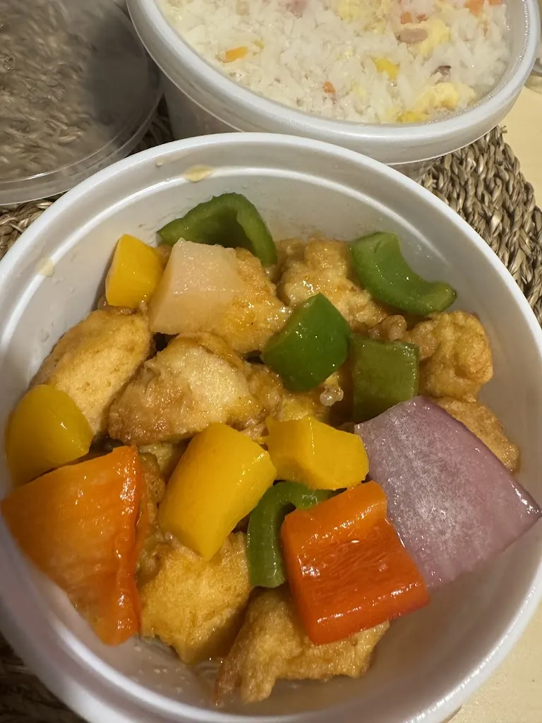 Sheila_Bar&Restaurante YUM_Valmojado_recensione