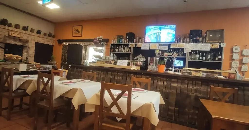 Mesón Las Cubas restaurant in Valmojado