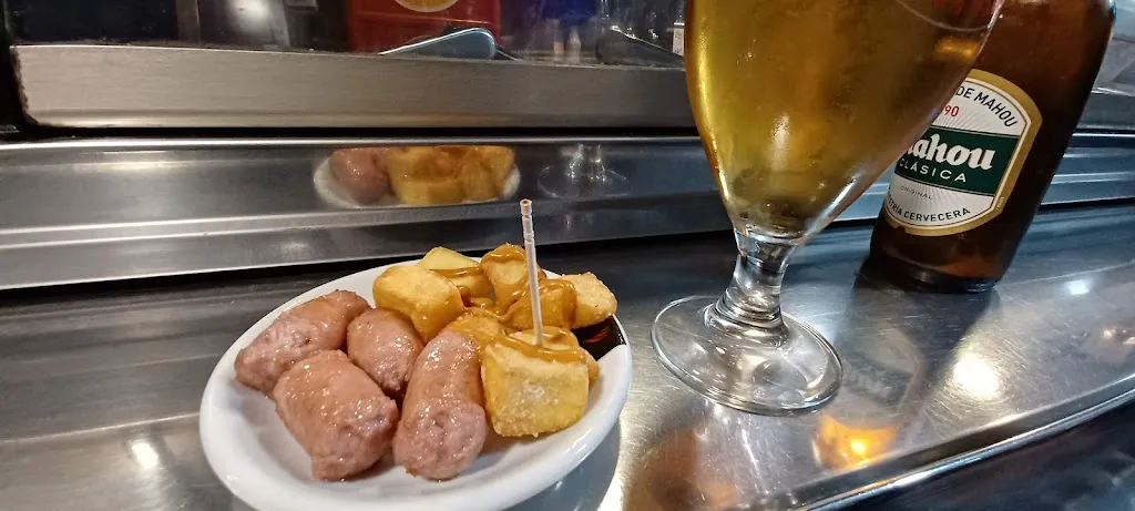 ricardo fernández del Blanco_Café Bar la Taberna_Valmojado_review