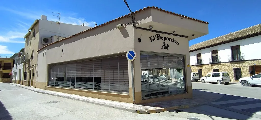 Bar Deportivo restaurant in Villa de Don Fadrique La