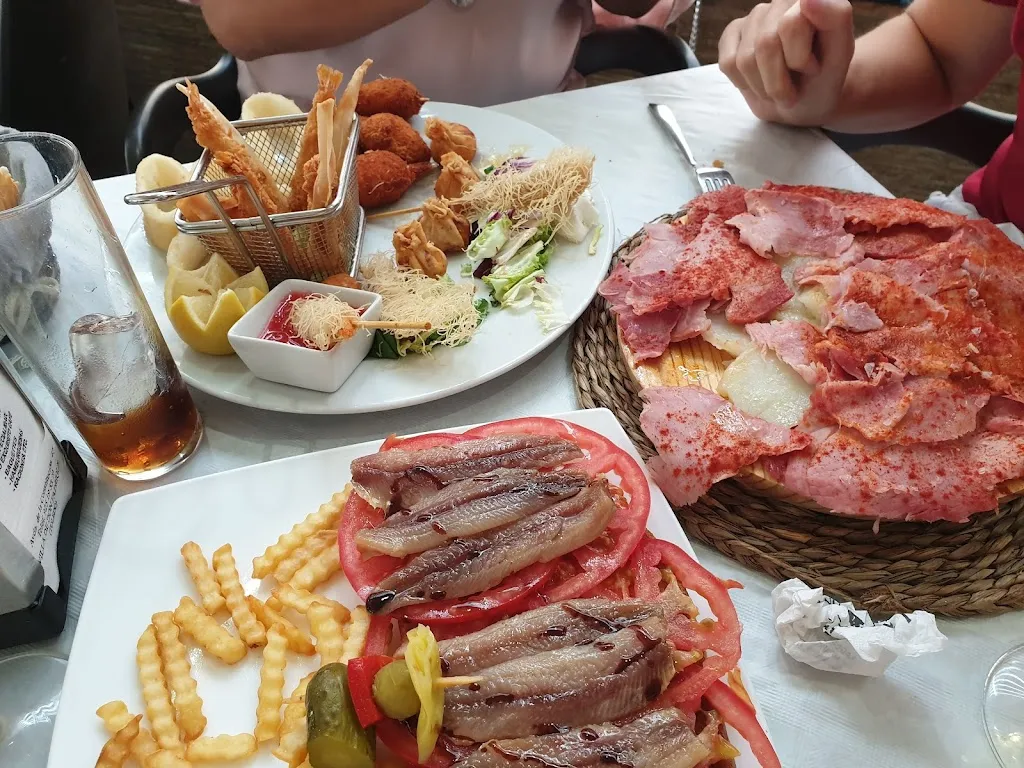 Bar Deportivo_Villa de Don Fadrique La_slider_image_2