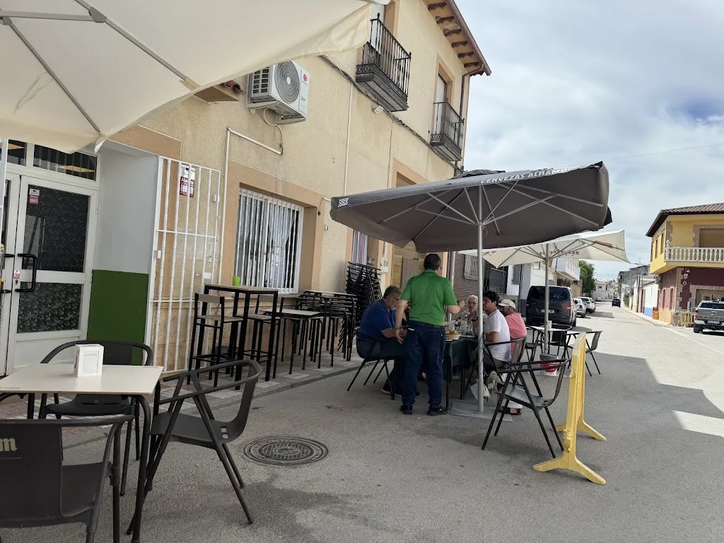 Alejandro Sanchez_El Jardín de Carmen_Villa de Don Fadrique La_review