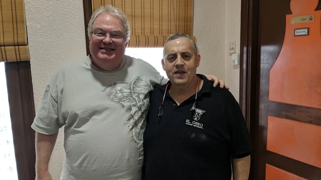 Dow Hurst_El Cabo_Villafranca de los Caballeros_review