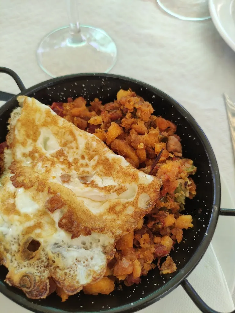 vll pam87_El Cabo_Villafranca de los Caballeros_review