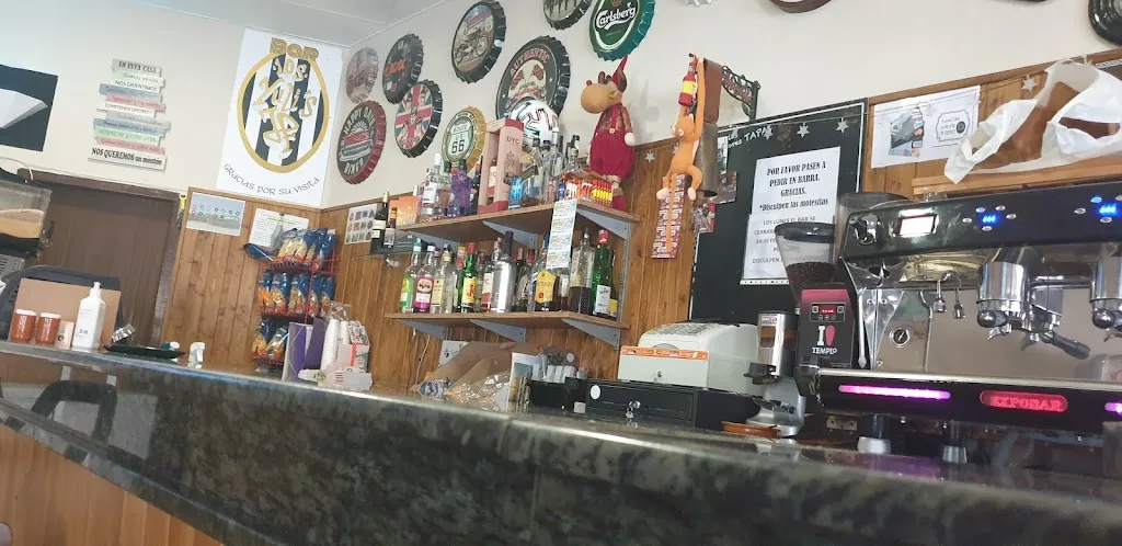 Los Yulis Jf restaurant in Villafranca de los Caballeros