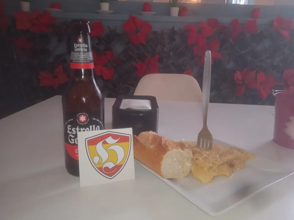 Menu_Dcine Bar_Villaluenga de la Sagra_image_5