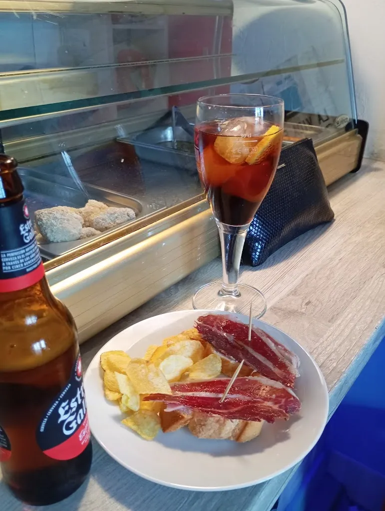 Dcine Bar_Villaluenga de la Sagra_slider_image_2